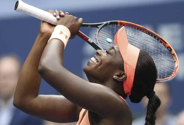(170910) -- NEW YORK, Sept. 10, 2017 -- Sloane Stephens of the United States celebrates after winning the women s singles final match against Madison Keys of the United States at the 2017 US Open in New York, the United States, Sept. 9, 2017. Sloane Stephens won 2-0 to claim the title. ) (SP)US-NEW YORK-TENNIS-US OPEN WangxYing 