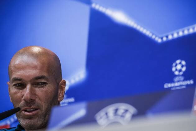 Real Madrid s head coach, French Zinedine Zidane, speaks during a press conference PK Pressekonferenz following to a training session of the team at the Valdebebas sports facilities in Madrid, Spain, on 12 September 2017. Real Madrid will face Apoel FC in a UEFA Champions League s groups stage match on 13 September 2017. Real Madrid s press conference !ACHTUNG: NUR REDAKTIONELLE NUTZUNG!  Copyright: xEmilioxNaranjox GRA192 20170912-636408229306017244