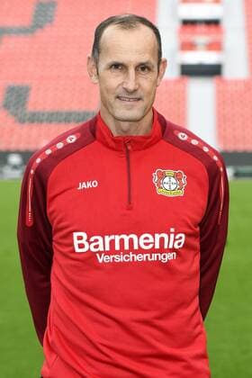 Fußball, GER, 1.BL, Porträttermin 2017 2018, Bayer Leverkusen: Cheftrainer Heiko Herrlich (LEV). Einzelbild, Portrait, Porträt.
