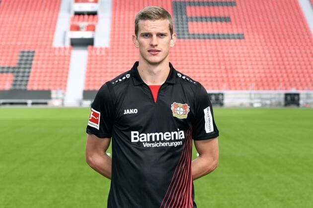 Fußball, GER, 1.BL, Porträttermin 2017 2018, Bayer Leverkusen: Sven Bender (LEV). Einzelbild, Portrait, Porträt.