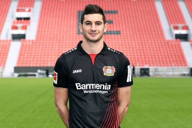Fußball, GER, 1.BL, Porträttermin 2017 2018, Bayer Leverkusen: Lucas Alario (LEV). Einzelbild, Portrait, Porträt.