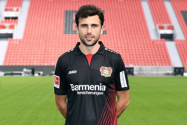 Fußball, GER, 1.BL, Porträttermin 2017 2018, Bayer Leverkusen: Admir Mehmedi (LEV). Einzelbild, Portrait, Porträt.