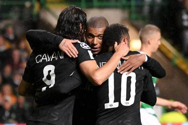 10 NEYMAR JR (psg) - 09 EDINSON CAVANI (psg) - 29 KYLIAN MBAPPE (psg) - JOIE FOOTBALL : Celtic Glasgow vs Paris SG - Ligue des Champions - 12 09 2017 AnthonyBIBARD FEP Panoramic 