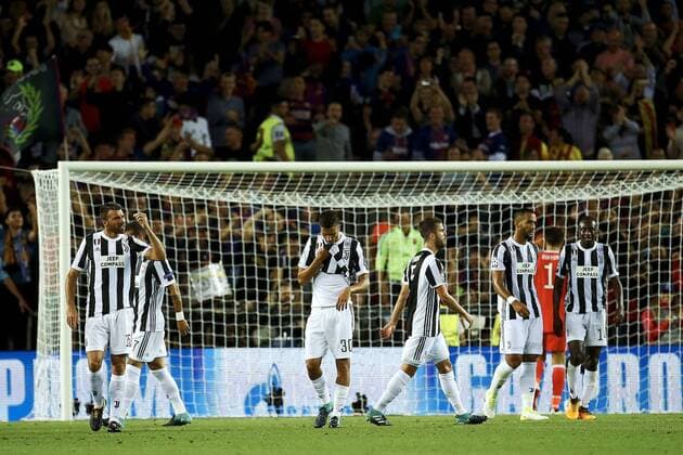 Juventus players react after the first goal of FC Barcelona Barca during the UEFA Champions League match between FC Barcelona and Juventus FC in Barcelona, Catalonia, Spain, 12 September 2017. FC BARCELONA VS. JUVENTUS FC !ACHTUNG: NUR REDAKTIONELLE NUTZUNG!  Copyright: xAlejandroxGarciax BCN021 20170912-636408500714815848