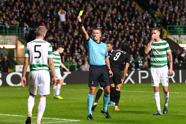 Daniele Orsato (ARBITRE) - CARTON JAUNE FOOTBALL : Celtic Glasgow vs Paris SG - Ligue des Champions - 12 09 2017 AnthonyBIBARD FEP Panoramic 