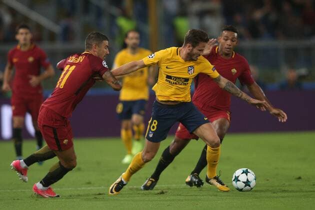 ROME, ITALY . 12 september 2017. Olimpic Stadium. UEFA CHAMPIONS LEAGUE 2017 2018. MATCH AS ROMA VS ATLETICO MADRID. Kolarov and Saul Niguez in action during the match Roma vs Atletico Madrid in Olympic stadium in the city of ROME, ITALY. (photo: Marco Iacobucci)  Copyright: xmarcoxiacobuccix xIPAx xMarcoxIacobuccix