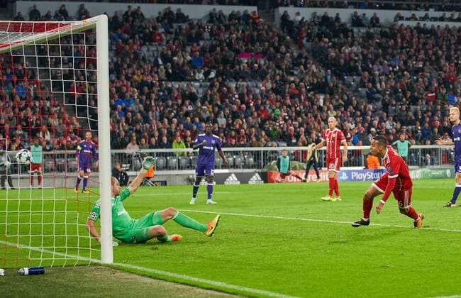 Thiago ALCANTARA, FCB 6 Torschuss, schiesst das Tor zum 2-0 FC BAYERN MUENCHEN - RSC ANDERLECHT 3-0 Gruppenphase Hinspiel, Fussball UEFA Champions League, Muenchen, 12.09.2017 CL Saison 2017 2018