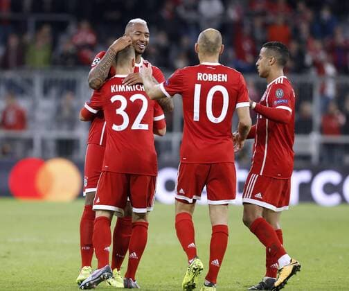 BOATENG Jerome Team FC Bayern Muenchen Jubelt mit KIMMICH Joshua nach seinem Tor Champions League Gruppe B Saison 2017-2018 Spiel FC Bayern Muenchen-RSC Anderlecht Am 12. September 2017 in der Allianz Arena in Muenchen