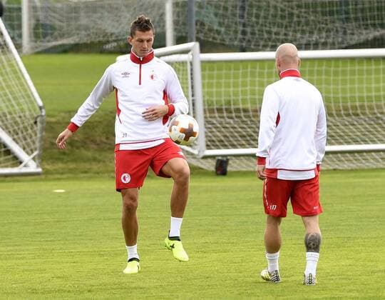 Fußball, EL, Slavia Prag Training Tomas Necid (left) in action during the SK Slavia Praha training session prior to the UEFA Europa League match between SK Slavia Praha and Maccabi Tel Aviv FC, in Prague, Czech Republic, on September 13, 2017. (CTKxPhoto MichalxKrumphanzl) CTKPhotoP201709130394501  kru 6