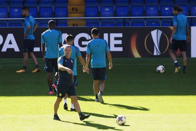 Villarreal s Spanish head coach, Fran Escriba, during a team s training session at La Ceramica stadium in Villarreal, Castellon, eastern Spain, 13 September 2017. Villarreal will face Astana in a Europa League soccer match the upcoming 14 September. VILLARREAL TRAINING SESSION !ACHTUNG: NUR REDAKTIONELLE NUTZUNG!  Copyright: xDomenechxCastellóx GRA166 20170913-636409079356584528