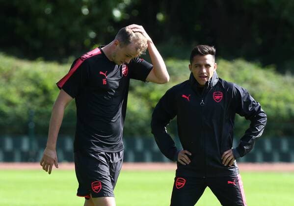 September 13, 2017 - London, England, United Kingdom - Arsenal s Alexis Sanchez during a Arsenal training session ahead of the UEFA Europa League Group H match against 1. FC KoÂ¶ln at Arsenal training centre , London Colney on 13 Sep 2017 St.Albans, England Arsenal Training  - ZUMAn230 20170913_zaa_n230_031 Copyright: xKieranxGalvinx