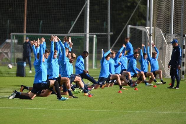 Fussball, Herren, UEFA Euroleague, Saison 2017 18, Hertha BSC, Training, Aufwärmübungen vor dem Training, 13.09.17, Copyright: xMichaelxHundtx xMatthiasxKochx