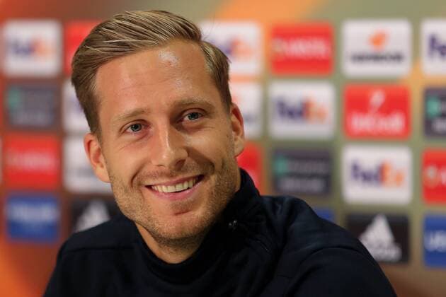 Bilder des Tages - SPORT Oliver Baumann (Torwart, Hoffenheim, 1), Freude, freundlich, fröhlich, strahlend, optimistisch, Einzelbild, Aktion, Action, bei der Pressekonferenz am Vortag des Spiels, Abschlusspressekonferenz, PK, press conference PK Pressekonferenz Pressetermin, Medientermin, Fussball, UEFA Europa League, MD-1, TSG 1899 Hoffenheim - SC Braga, *** Oliver Baumann Goalkeeper Hoffenheim 1 happiness kind cheerful radiant optimistic Single Action shot Action at the Press conference at Day the Game Final press conference press conference Press Conference Press call Media Opportunity Football UEFA Europe League MD 1 TSG 1899 Hoffenheim SC Braga xozx