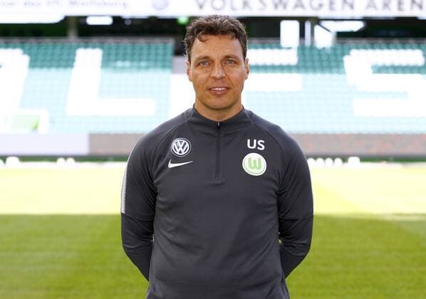 Uwe Speidel (Co-Trainer) Fußball Fussball DFL erste 1.Bundesliga Herren Saison 2017 2018 13.09.2017 VfL Wolfsburg Porträttermin Porträt, Vorstellung, Präsentation, Pressetermin