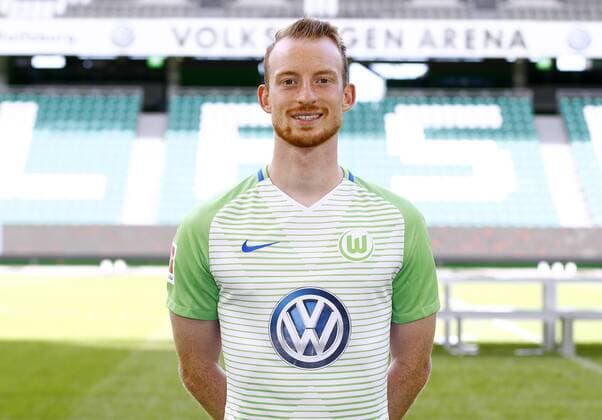 Maximilian Arnold (27, Wolfsburg) Fußball Fussball DFL erste 1.Bundesliga Herren Saison 2017 2018 13.09.2017 VfL Wolfsburg Porträttermin Porträt, Vorstellung, Präsentation, Pressetermin