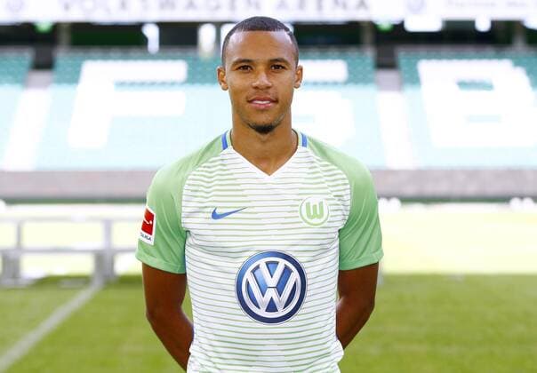 Marcel Tisserand (29, Wolfsburg) Fußball Fussball DFL erste 1.Bundesliga Herren Saison 2017 2018 13.09.2017 VfL Wolfsburg Porträttermin Porträt, Vorstellung, Präsentation, Pressetermin