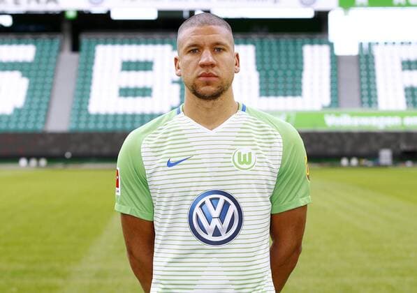 Jeffrey Bruma (5, Wolfsburg) Fußball Fussball DFL erste 1.Bundesliga Herren Saison 2017 2018 13.09.2017 VfL Wolfsburg Porträttermin Porträt, Vorstellung, Präsentation, Pressetermin