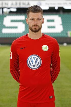 Max Gruen (20, Wolfsburg) Fußball Fussball DFL erste 1.Bundesliga Herren Saison 2017 2018 13.09.2017 VfL Wolfsburg Porträttermin Porträt, Vorstellung, Präsentation, Pressetermin
