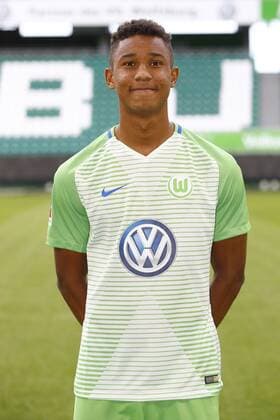 Ohis Felix Uduokhai (17, Wolfsburg) Fußball Fussball DFL erste 1.Bundesliga Herren Saison 2017 2018 13.09.2017 VfL Wolfsburg Porträttermin Porträt, Vorstellung, Präsentation, Pressetermin