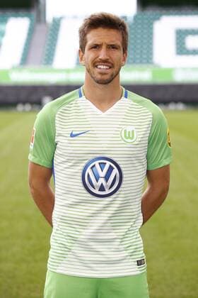 Ignacio Camacho (4, Wolfsburg) Fußball Fussball DFL erste 1.Bundesliga Herren Saison 2017 2018 13.09.2017 VfL Wolfsburg Porträttermin Porträt, Vorstellung, Präsentation, Pressetermin