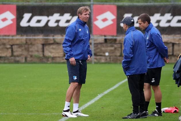 Julian Nagelsmann (Trainer, Cheftrainer, Hoffenheim, links), beim Training am Vortag des Spiels, Abschlusstraining, Übungseinheit, Spielvorbereitung, Action, Aktion, Fussball, UEFA Europa League, MD-1, TSG 1899 Hoffenheim - SC Braga,