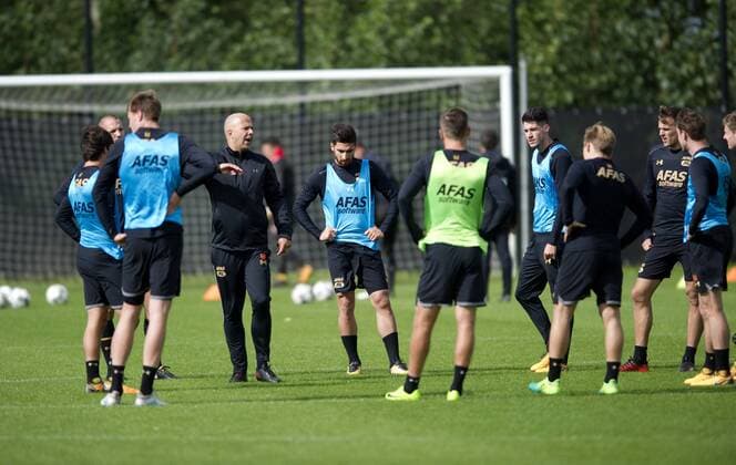 13-09-2017 VOETBAL: TRAINING AZ: ALKMAAR Coach Arne Slot Foto: SCS Michel Utrecht xVIxVIxImagesx xSoenarxChamidxsportfotografiexIVx 8733642