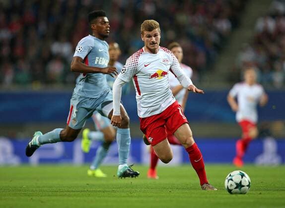 Bilder des Tages - SPORT 13.09.2017, Fussball UEFA Champions League 2017 2018, Gruppenphase, 1.Spieltag, RB Leipzig - AS Monaco, in der Red Bull Arena Leipzig. v.l. Jemerson (AS Monaco) , Timo Werner (RB Leipzig)