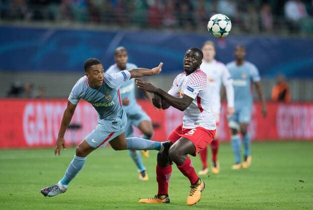 vl: Youri Tielemans (ASM), Dayot Upamecano (L). Fussball international: UEFA Championsleague, Saison 2017 2018, Gruppenspiel: RB Leipzig - AS Monaco FC in Leipzig, Deutschland am 13.09.2017,