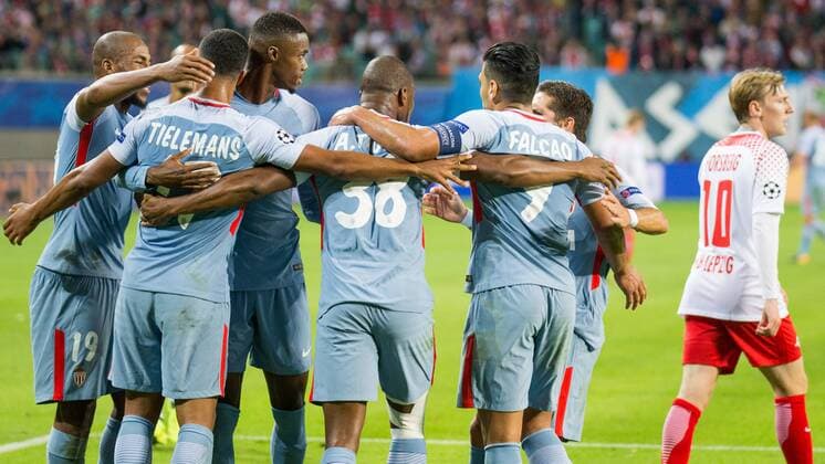 Jubel, celebration bei AS Monaco über den sofortigen Ausgleich durch Youri Tielemans (AS Monaco, 17), Fußball, Männer, UEFA Champions League, RB Leipzig - AS Monaco,