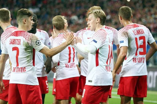 RB Leipzig - Monaco Fussball Champions League Leipzig, 13.09.2017, Red Bull Arena, Fussball, UEFA Champions League, Gruppe G, 1.Spieltag , RB Leipzig vs. AS Monaco , Tor für RB Leipzig, Torjubel nach dem Treffer zum 1:0 durch Torschütze Emil Forsberg (10, re., RB Leipzig) mit Marcel Sabitzer (7, li., RB Leipzig). ,