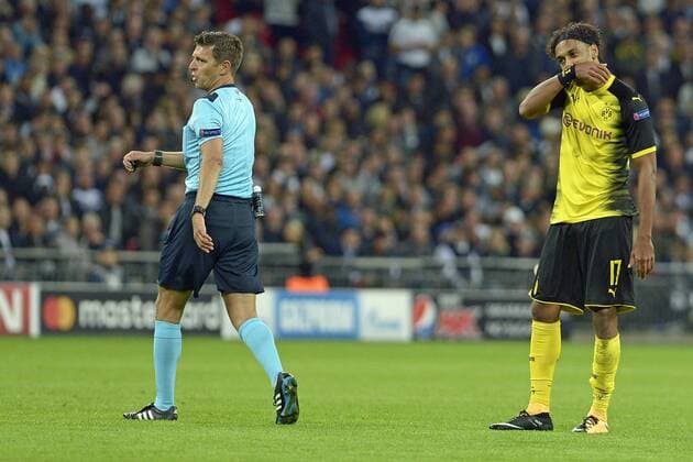 London, England 13.09.2017, UEFA Champions League - 2017 18 Season, Group H - Matchday 1, Tottenham Hotspur- Borussia Dortmund, Pierre-Emerick Aubameyang ( Dortmund ), rechts enttäuscht enttaeuscht traurig ( DeFodi521
