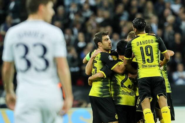 London, England 13.09.2017, UEFA Champions League - 2017 18 Season, 1st game day, Tottenham Hotspur - BV Borussia Dortmund, Tor zum 1:1 Torschuetze Andrey Yarmolenko (BVB) wird bejubelt ( DeFodi048