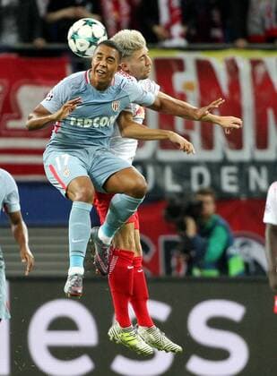 GER, 1. FBL, Champions League, Vorrunde, RasenBallsport Leipzig vs AS Monaco 13.09.17 , Leipzig, Red Bull Arena, GER, 1.FBL, Saison 2017 2018, Chamions League, Vorrunde, 01. Spieltag, RasenBallsport Leipzig vs AS Monaco im Bild Kevin Kampl (Leipzig) gegen Youri Tielemans (Monaco)