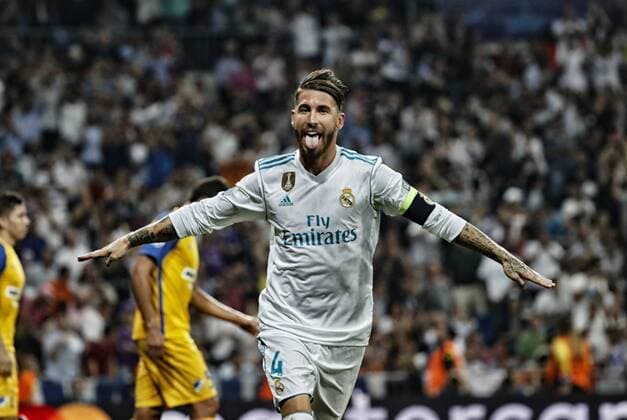 Partido de la Champions League disputado entre Real Madrid y Apoel. En la imagen, Cristiano Ronaldo celebra su segundo gol. Champions League match played between Real Madrid and Apoel. In this picture, Cristiano Ronaldo celebrates his second goal. 