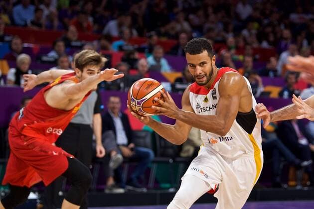 Basketball Istanbul 12.09.2017 Eurobasket 2017 Europameisterschaft der Herren Viertelfinale Deutschland (GER) - Spanien (ESP) Johannes Thiemann (Deutschland, No.32)