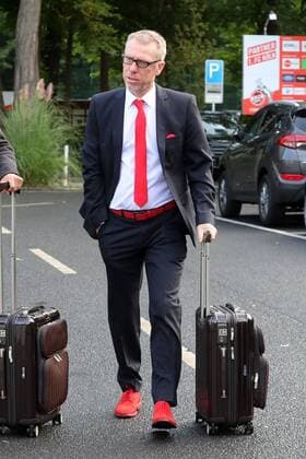 1.FC Köln Euroleague Abfahrt zum Spiel bei Arsenal London Peter Stöger 13.09.2017