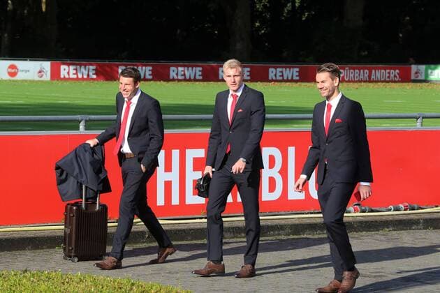 1.FC Köln Euroleague Abfahrt zum Spiel bei Arsenal London von links: Dominique Heintz, Frederik Sörensen, Thomas Kessler 13.09.2017
