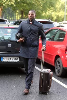 1.FC Köln Euroleague Abfahrt zum Spiel bei Arsenal London Sehrou Guirassy 13.09.2017