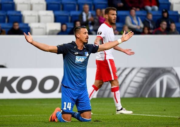 14.09.2017, xfux, Fussball Europa League, TSG 1899 Hoffenheim - Sporting Braga, emspor, v.l. Sandro Wagner (1899 Hoffenheim) enttaeuscht, enttaeuscht schauend, dissapointed gibt Anweisungen, gestikuliert, mit den Armen gestikulieren gives instructions, gesticulate, gesticolando. Sinsheim