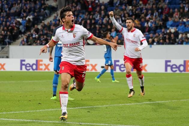 Torschütze Joao Carlos (Braga, 23) jubelt über das Tor zum 1:1, Jubel, Torjubel, Torerfolg, celebrate the goal, goal, celebration, Jubel ueber das Tor, optimistisch, Action, Aktion, Fussball, UEFA Europa League, TSG 1899 Hoffenheim - SC Braga,