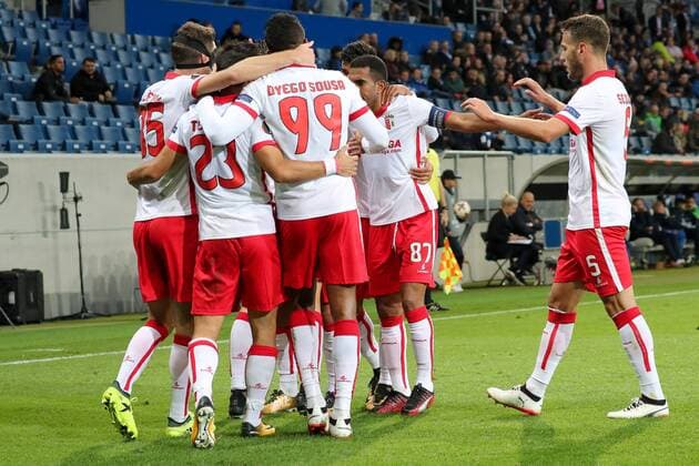 Spieler vom SC Braga jubeln über das Tor zum 1:1, Jubel, Torjubel, Torerfolg, celebrate the goal, goal, celebration, Jubel ueber das Tor, optimistisch, Action, Aktion, Fussball, UEFA Europa League, TSG 1899 Hoffenheim - SC Braga,