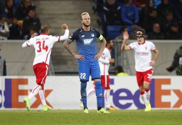 Fußball, EL, TSG 1899 Hoffenheim - Sporting Braga Enttäuschung Kevin Vogt (Hoffenh) nach dem Tor zum 2:1 für Braga . TSG 1899 Hoffenheim-Sporting Braga . Sinsheim, GER 14.09.2017, Europa League 2017 2018 .