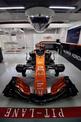 Stoffel Vandoorne (B 2), McLaren Honda, Grosser Preis von Singapur 2017, Vorbereitungen, Motorsport, Formel 1, 24.08.2017, Singapur Copyright: xAndre Eibner-Pressefotox EP_JAE