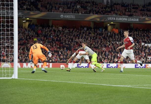 Arsenal v FC Cologne UEFA Champions League Simon Zoller of FC Cologne almost breaks through during the UEFA Champions League match at the Emirates Stadium, London Content Not Available For UK Newspapers Copyright: xAlanxStanfordx FIL-10666-0027