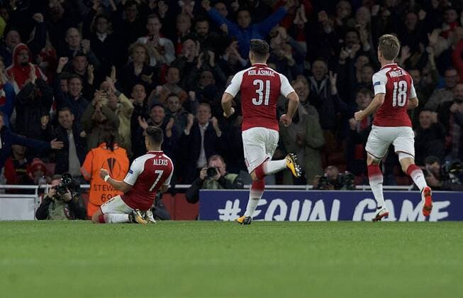 Arsenal v FC Cologne UEFA Champions League Alexis Sanchez of Arsenal (left) celebrates after scoring his side s 2nd goal to make it 2-1 during the UEFA Champions League match at the Emirates Stadium, London Content Not Available For UK Newspapers Copyright: xAlanxStanfordx FIL-10666-0047