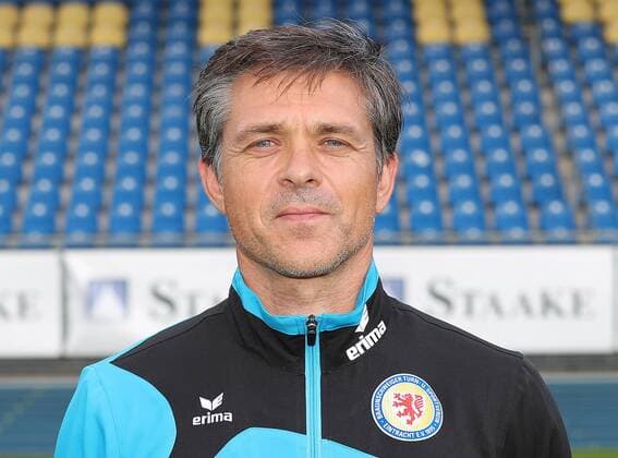Trainer Henning Buerger (Eintracht Braunschweig U23)