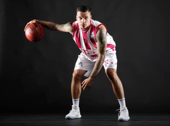 Konstantin Klein Telekom Baskets Bonn 2017 2018 Foto: Jörn Wolter