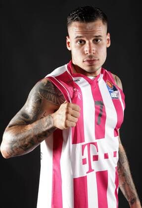 Konstantin Klein Telekom Baskets Bonn 2017 2018 Foto: Jörn Wolter