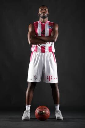 Ron Curry Telekom Baskets Bonn 2017 2018 Foto: Jörn Wolter
