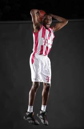 Jordan Parks Telekom Baskets Bonn 2017 2018 Foto: Jörn Wolter